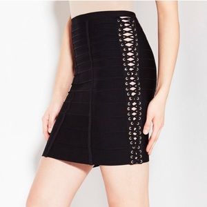 Herve Leger Renee Lace Scallop Skirt